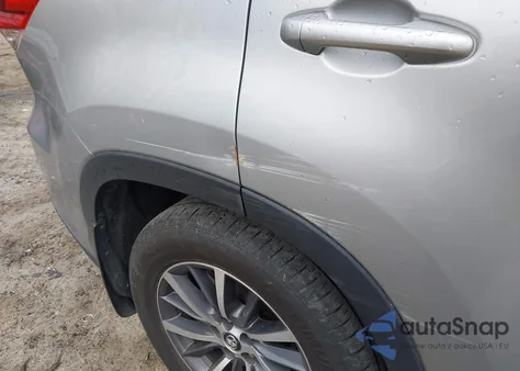 2018 Toyota Highlander Xle из США, поврежденный, VIN 5TDJZRFHXJS843200